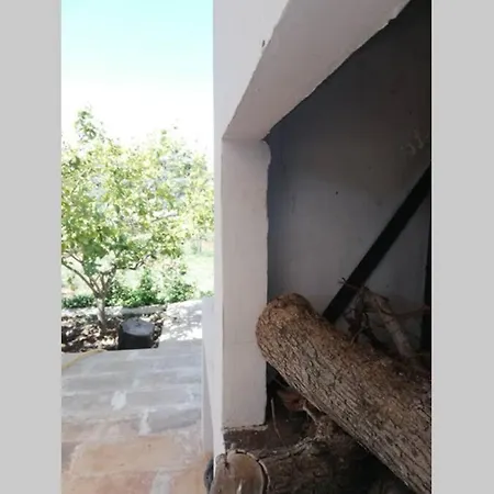 Trullo Delle *
